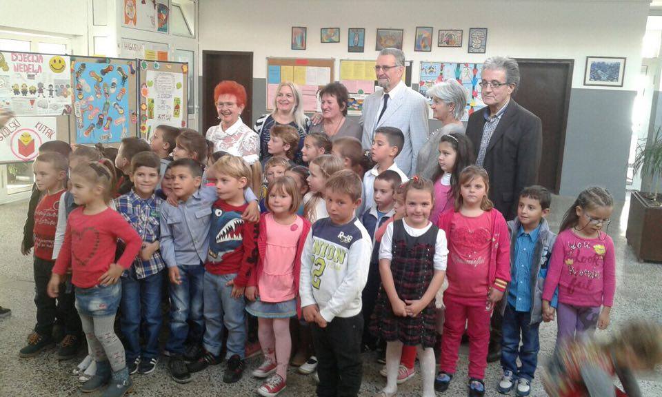 12248608_1112325245452195_925038454_n