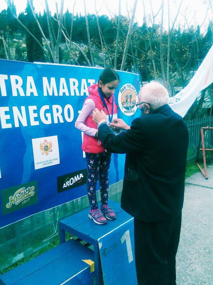 12401007_838029939676969_1836658310450011247_n